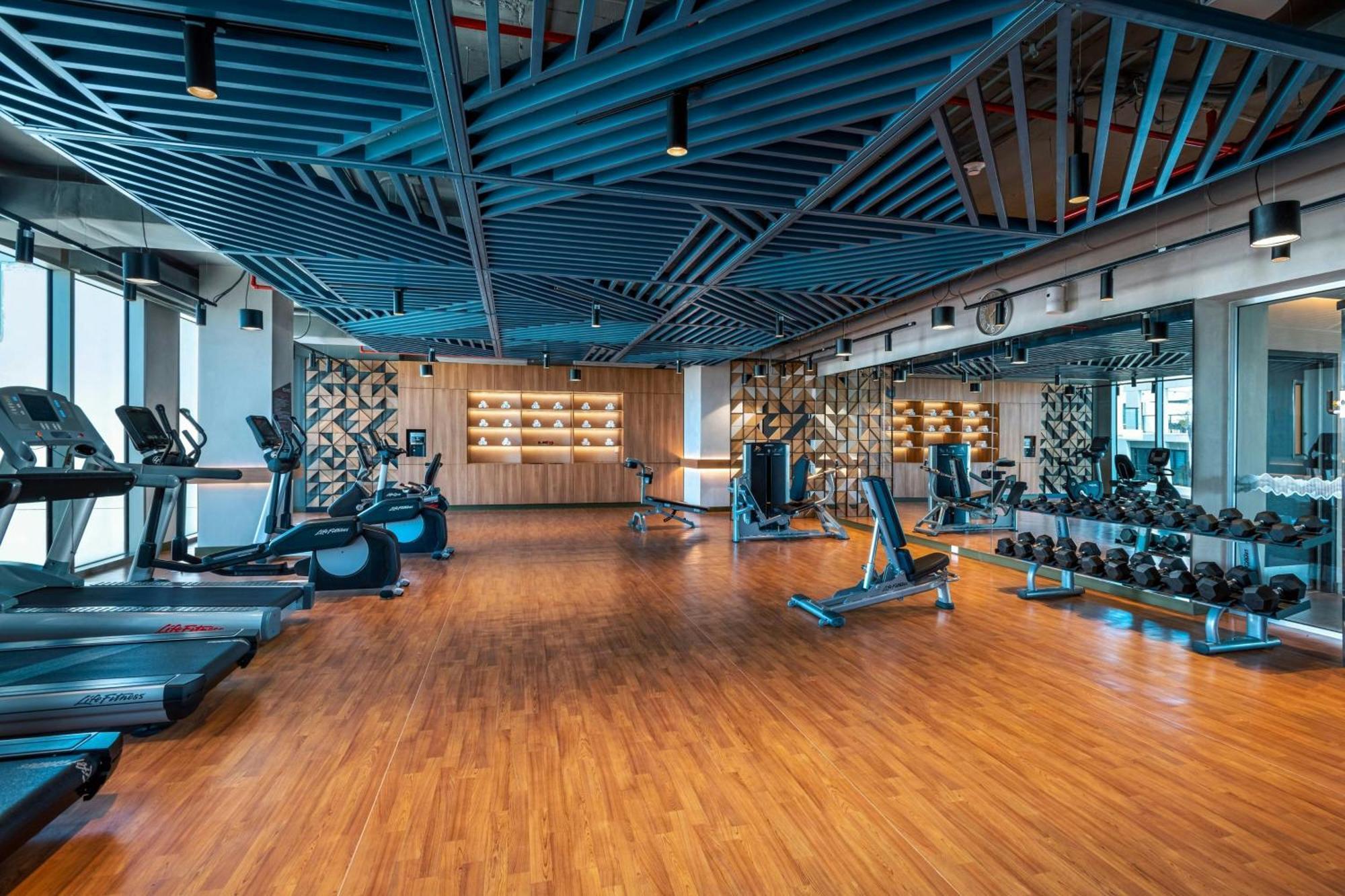 Aloft Playa Del Carmen 호텔 외부 사진 The gym at the 1018